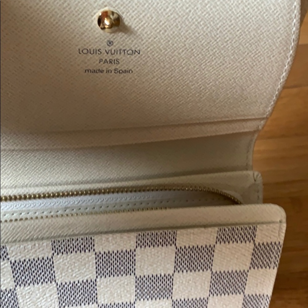 Wallet - Picture 5 of 5